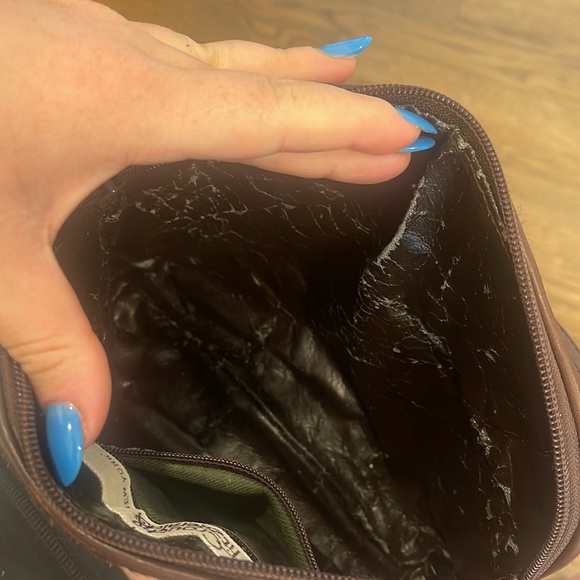 COWHIDE CROSS BODY BAG - Picture 3 of 6